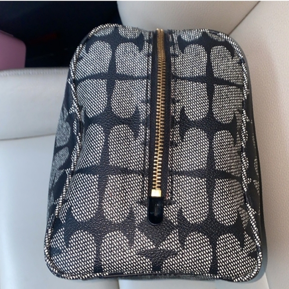 Kate Spade Purse - Picture 6 of 9